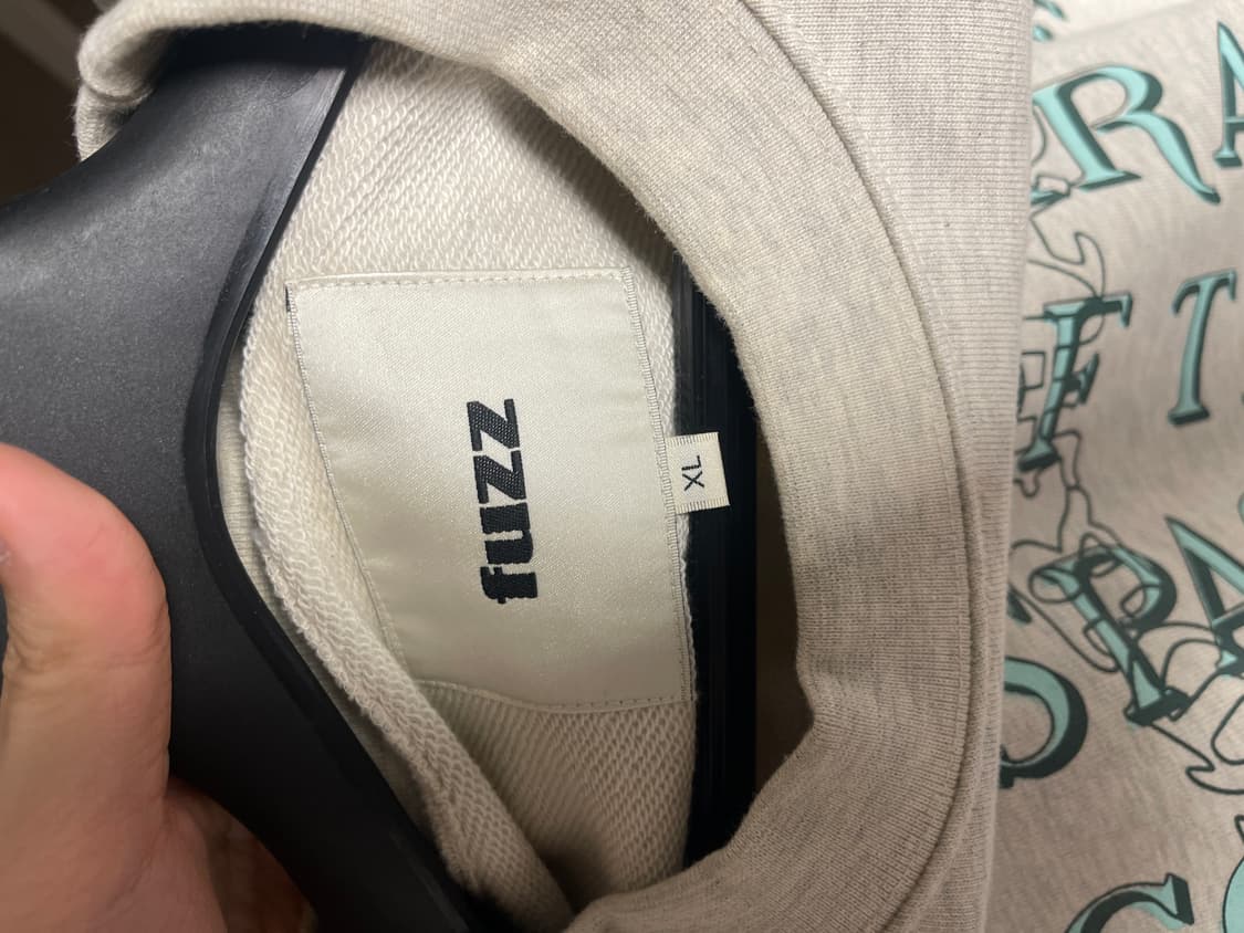 퍼즈 스웻셔츠 상품이미지2