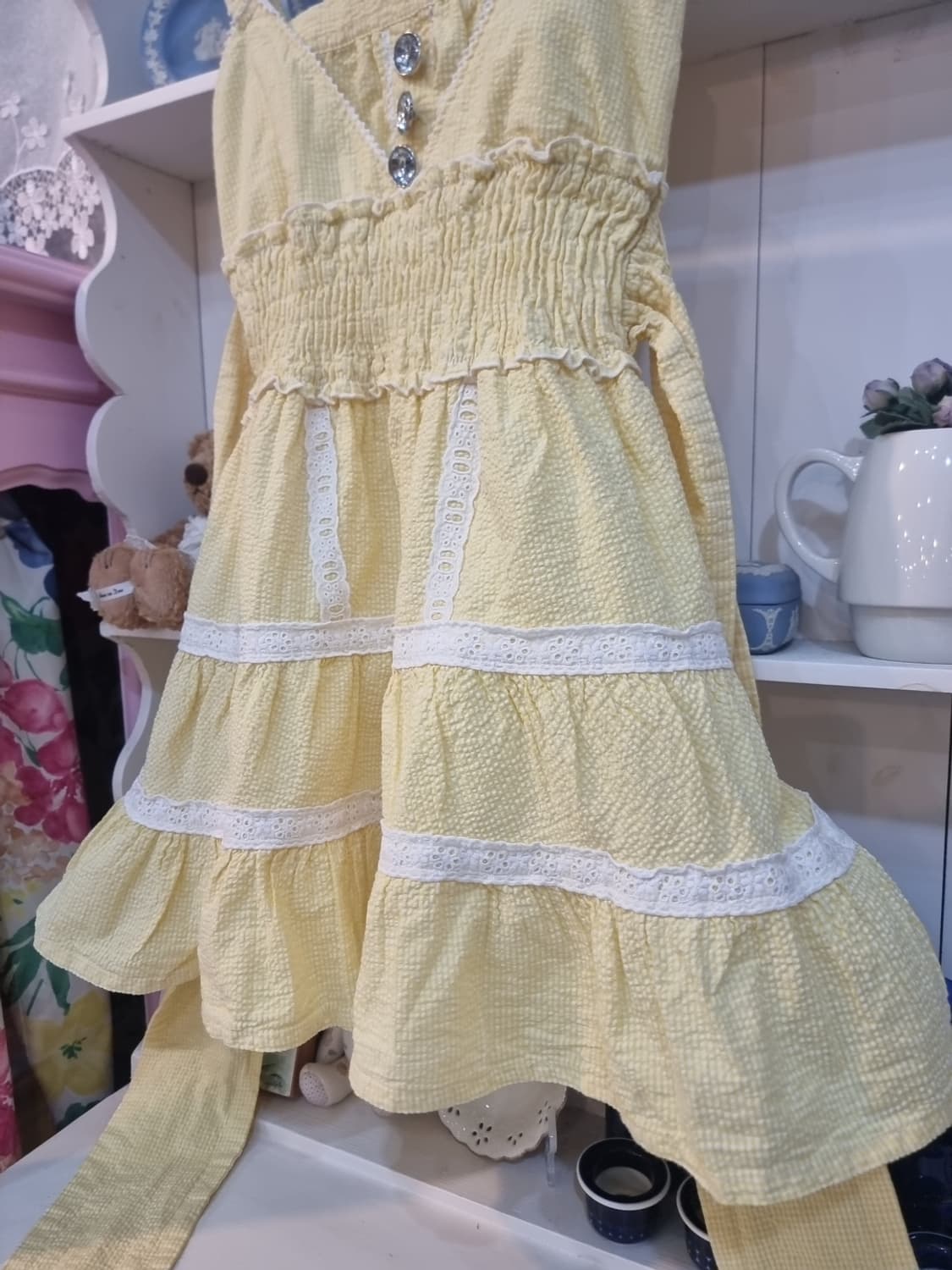 Tralala(트라라라) 하트버튼 프릴 리본백 리본원피스 상품이미지3