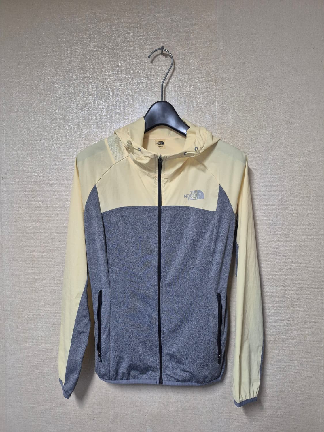 노스페이스 트레이닝 집업(바람막이) 상품이미지1