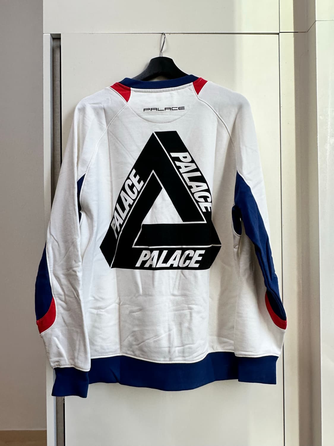 Palace 팔라스 19FW 크루넥 L 상품이미지3