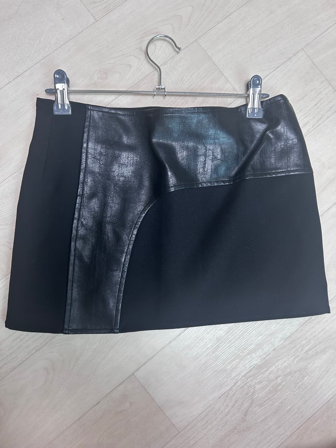 보헤미안서울 커브드 미니 스커트 상품이미지2