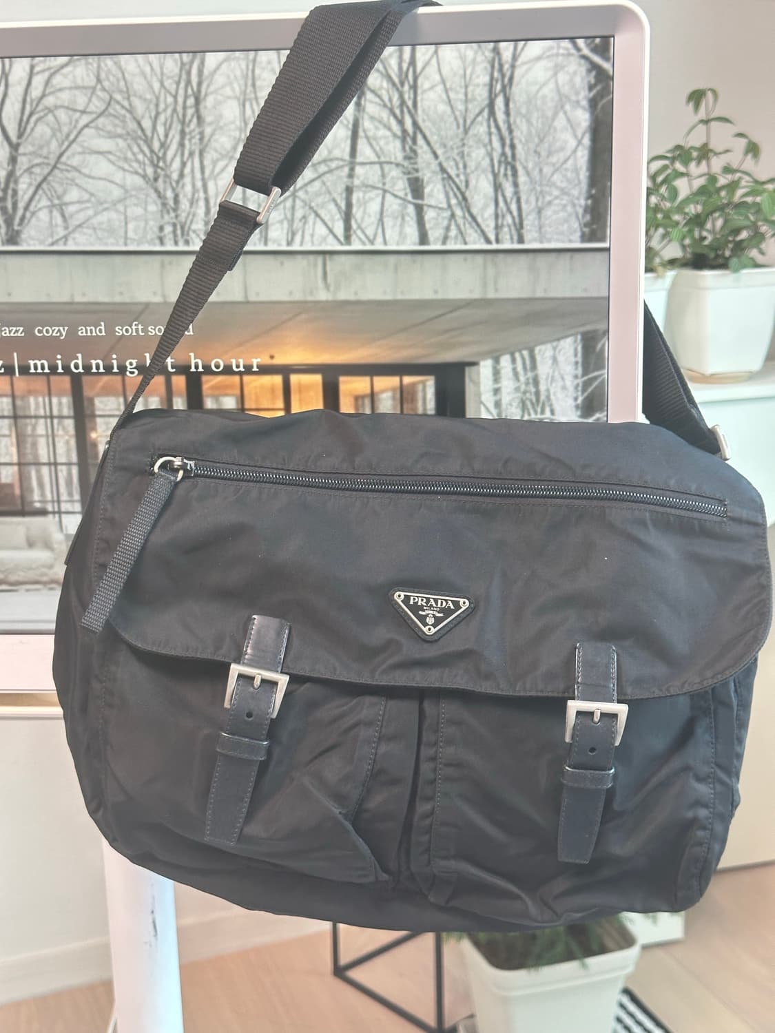 프라다 메신저백 나일론 포코노 테수토 숄더백 남녀공용 상품이미지5