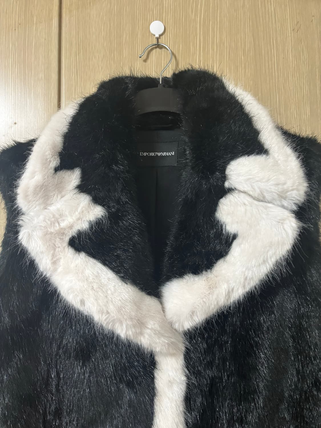 엠포리오 아르마니 퍼 자켓 상품이미지2