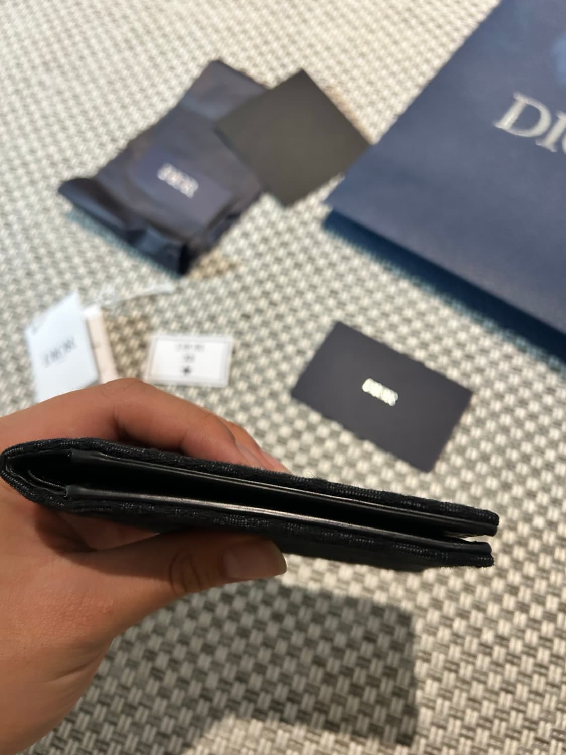 [신형] 디올 오블리크 반지갑 블랙 상품이미지5