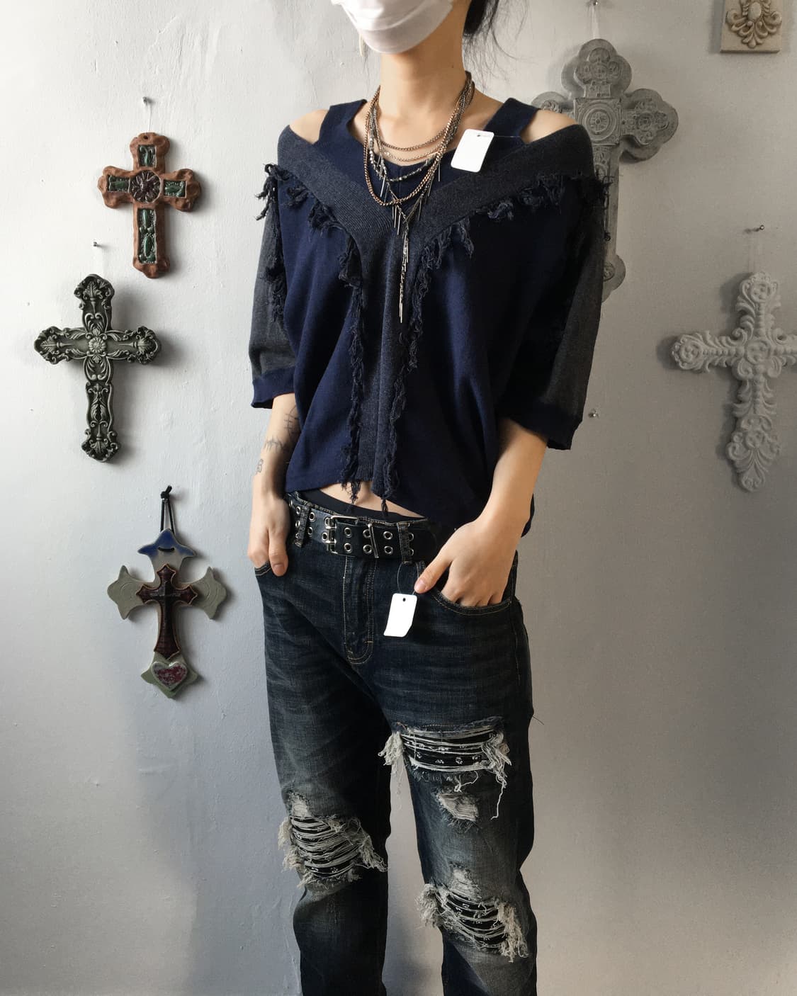 Fringe point cut off knit 상품이미지1