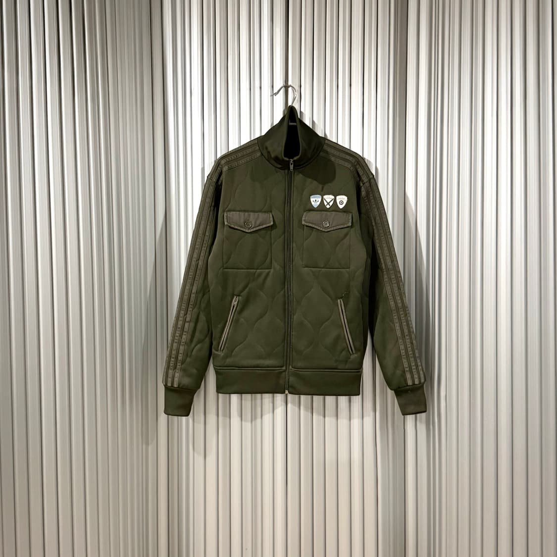 adidas quilted Jackeg 상품이미지1