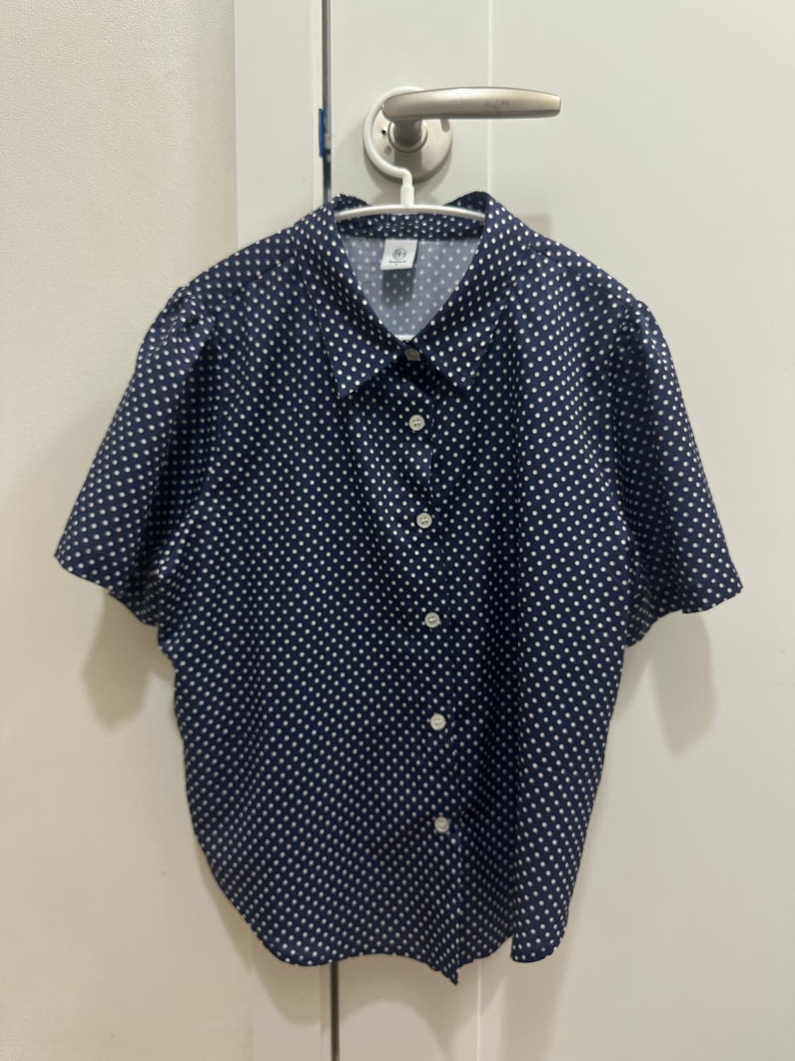론론 POLKA DOT SHORT SLEEVE SHIRT NAVY 상품이미지2
