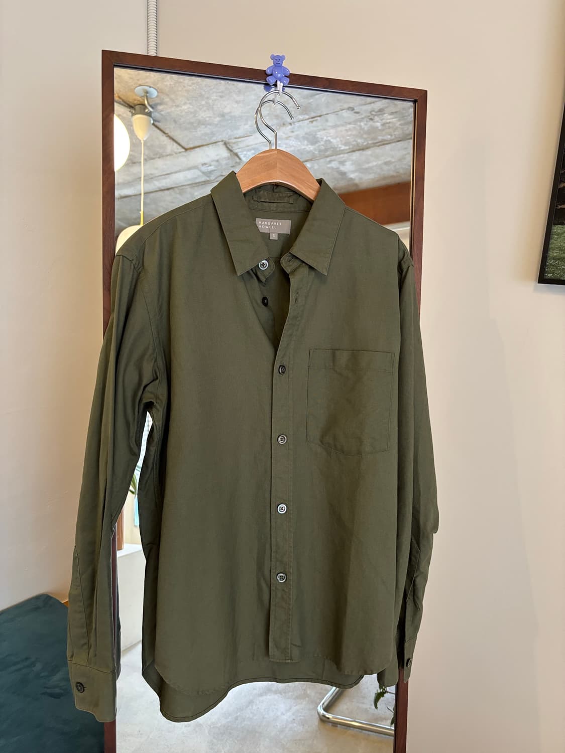 마가렛호웰 카키색 셔츠 S 상품이미지1