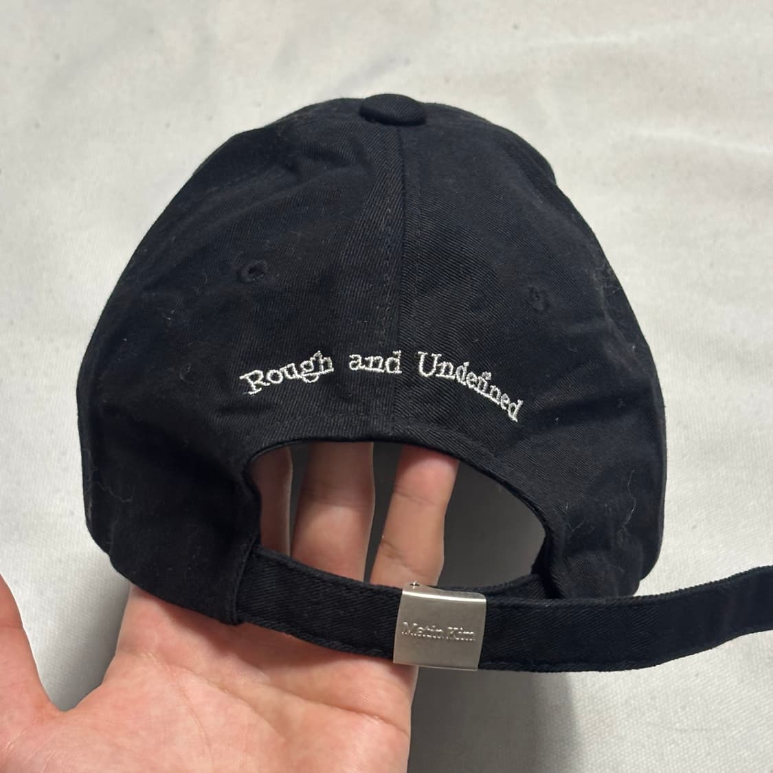 OS 마뗑킴 블랙 볼캡  상품이미지3