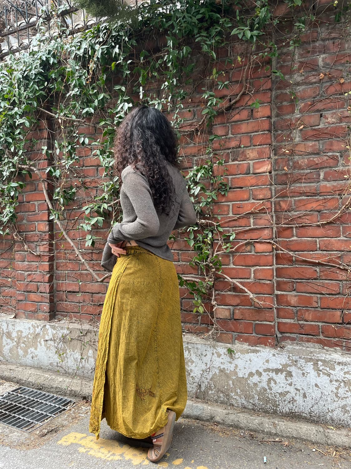 워싱 포인트 페이즐리 자수 랩 스커트 상품이미지6