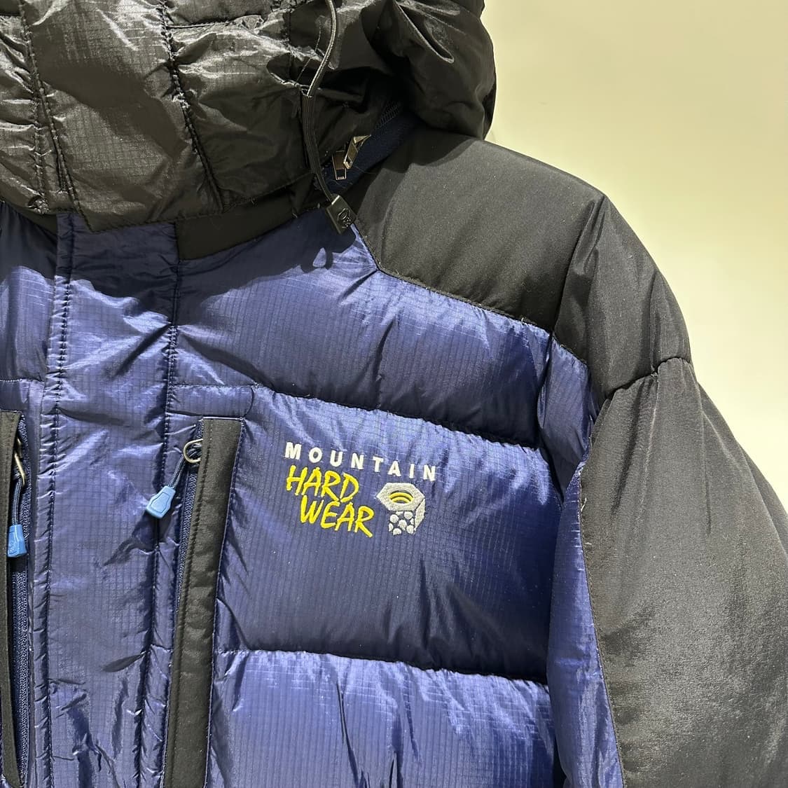 마운틴하드웨어 콘듀잇패딩 상품이미지3