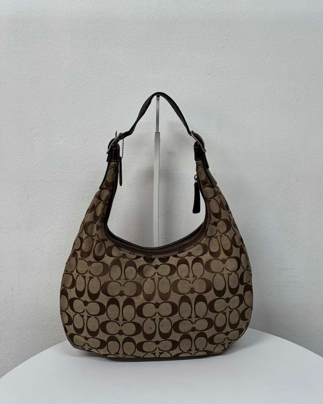 코치 시그니처 반달 호보 숄더백 토트백 상품이미지4