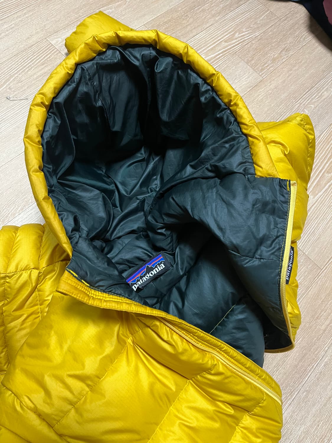 파타고니아 다운 스웨터 후디 후드 경량 패딩 s 100 등산 클라이밍 고 상품이미지9