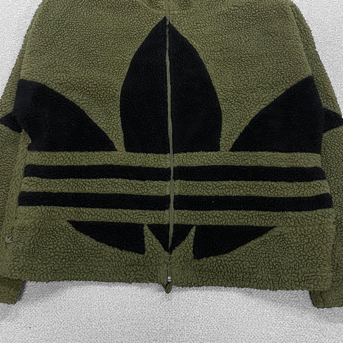 아디다스 빅 트레포일 후리스 자켓 카키 상품이미지3