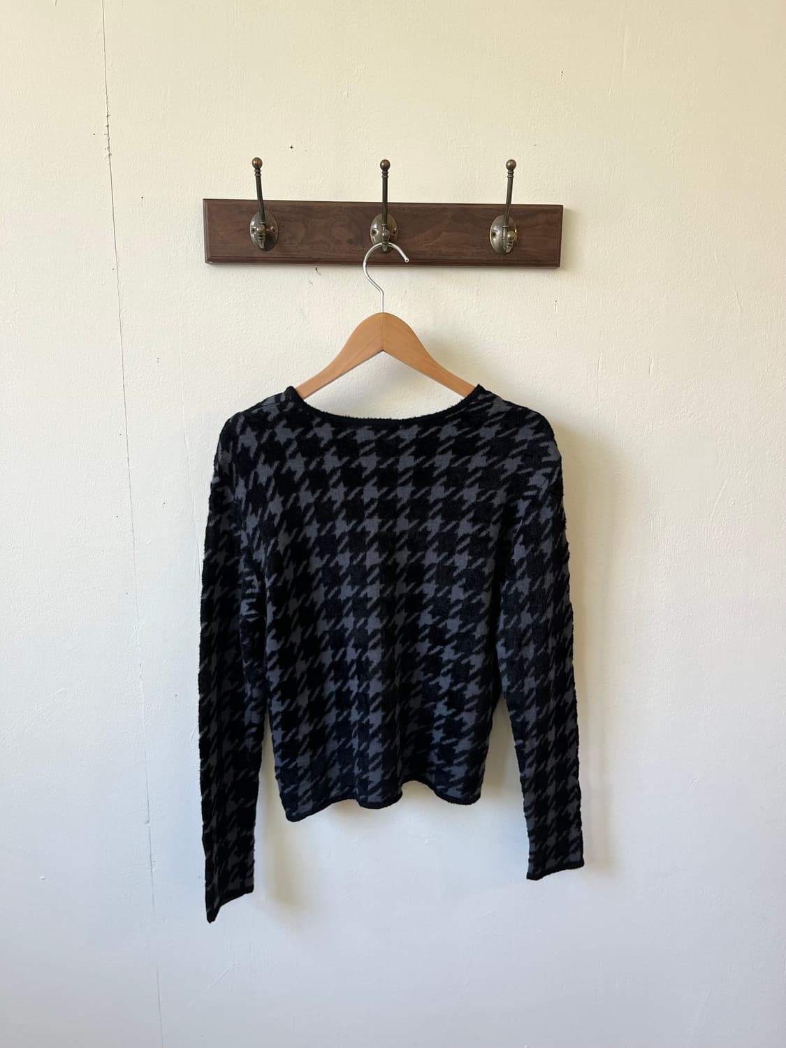 MACOS 크랙 패턴 크롭 스웨터 상품이미지4