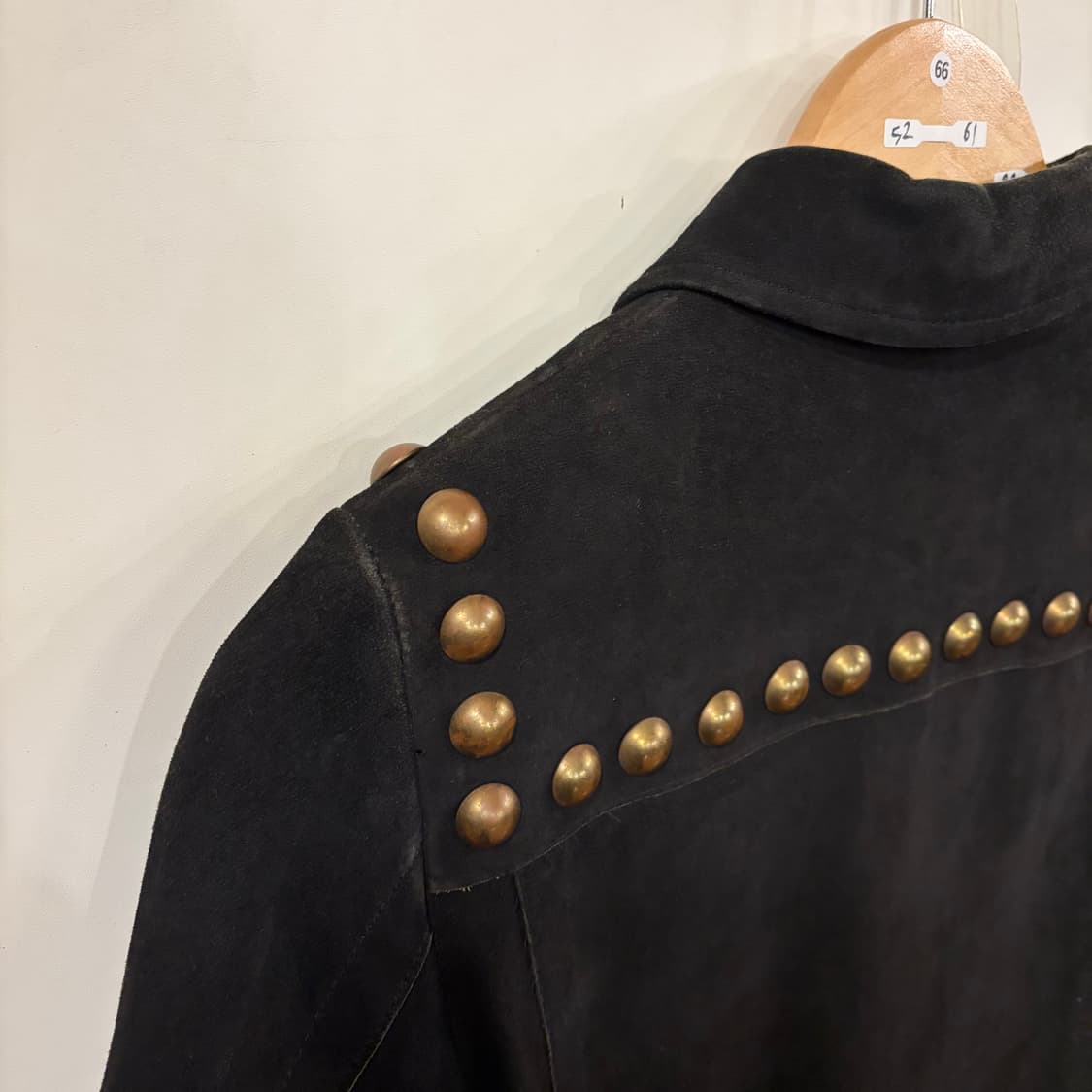 산드로 고트레더 스터드자켓 상품이미지4