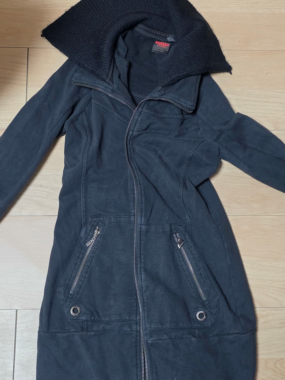 버커루 하이넥 니트 블랙 집업 상품이미지3