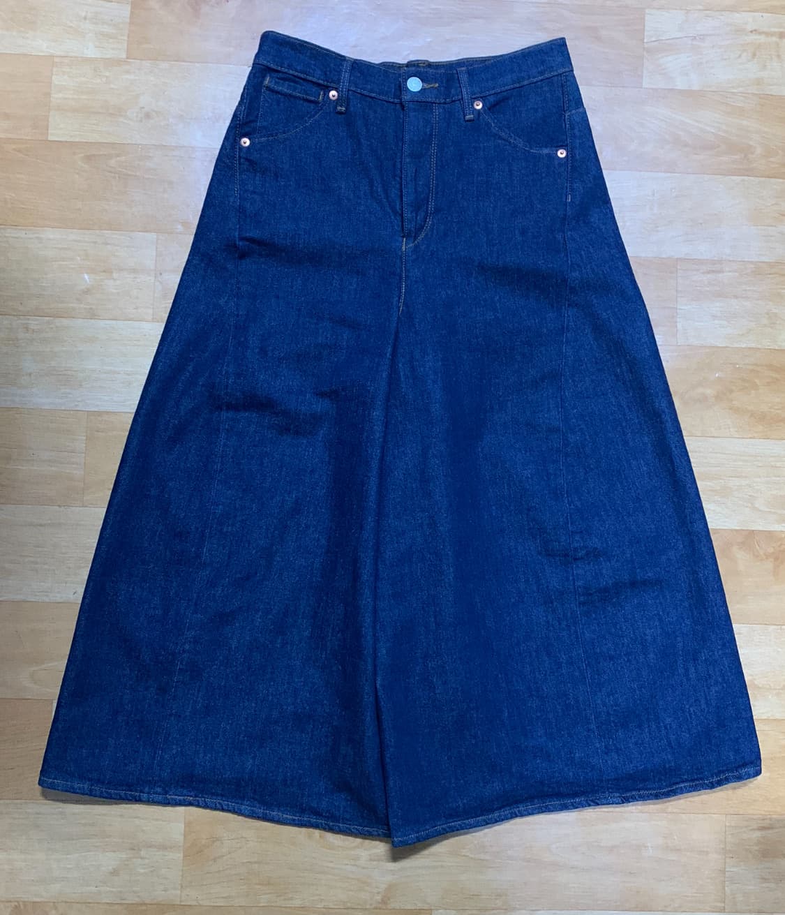 LEVIS 리바이스 엔지니어드 진 와이드 크롭 데님팬츠(26 사이즈) 상품이미지3