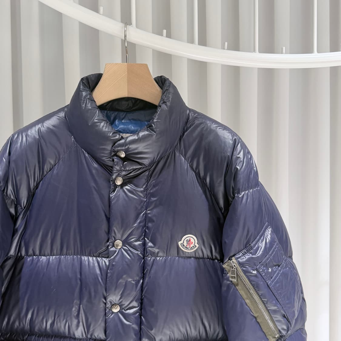 (A+/2) / 몽클레어 마티뉴 쇼트 다운 패딩 자켓 네이비 상품이미지4