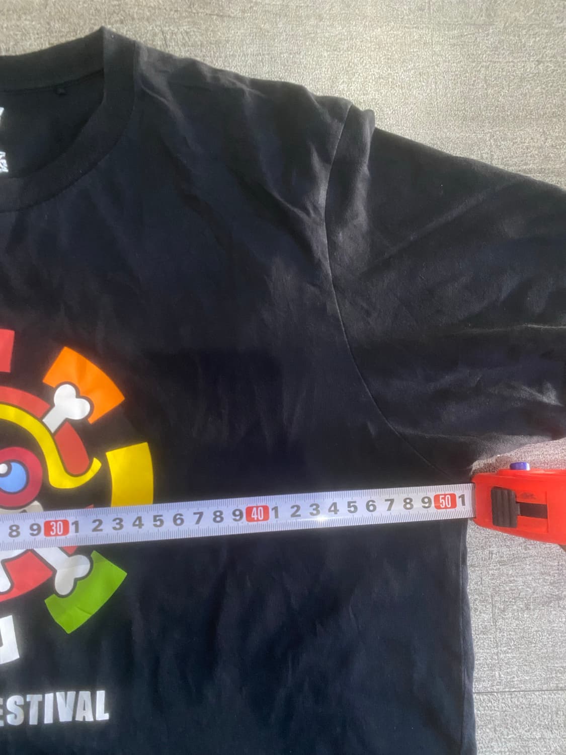 Uniqlo 유니클로 올드스쿨아메카지 루피해적 반팔티셔츠 상품이미지2