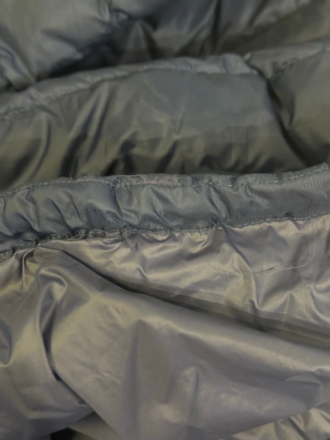 (M) 슈프림 마이크로 다운 하프 집 후드 풀오버 네이비 - 24FW 상품이미지7