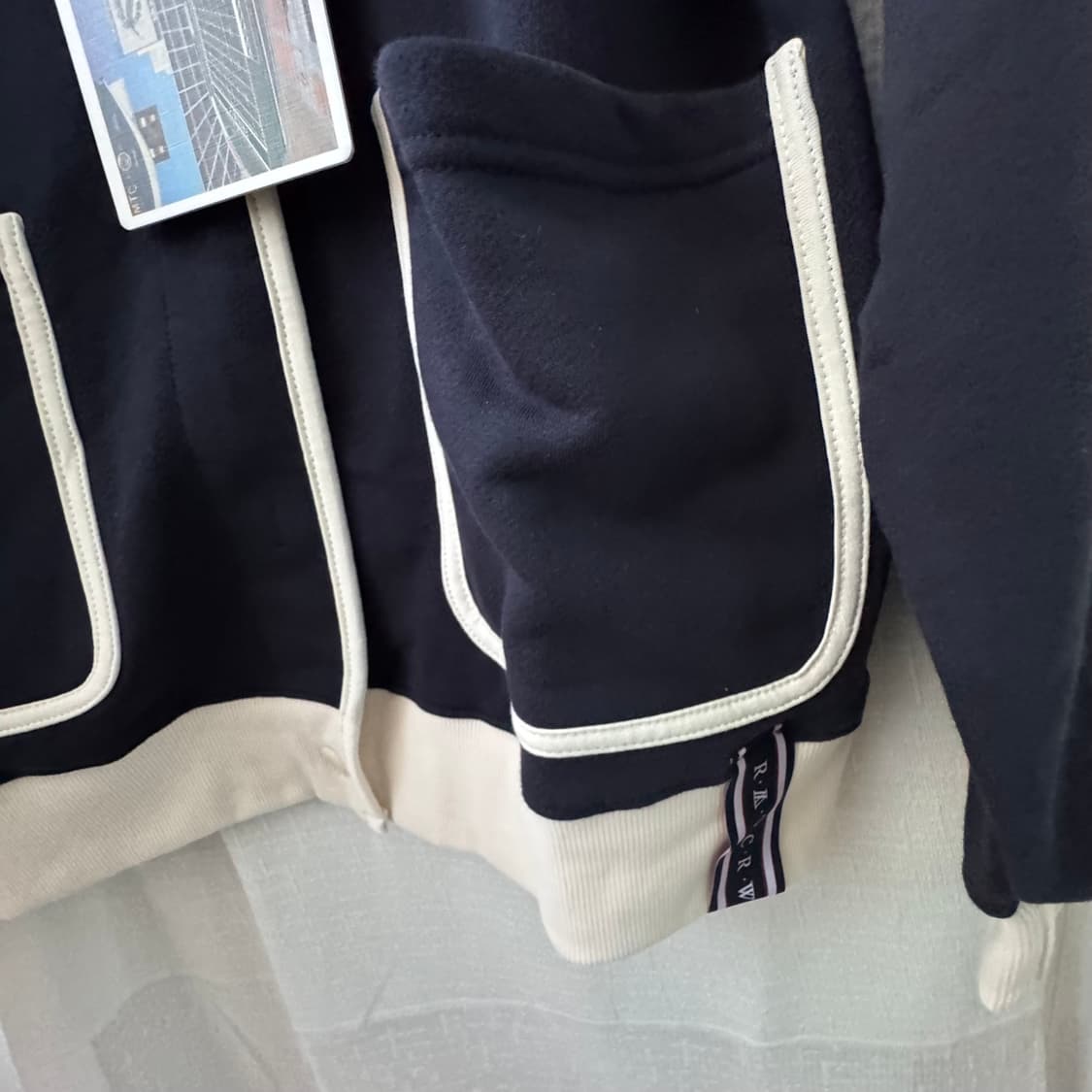 (미착용 새것)로멘틱 크라운 코튼 가디건 M 남여공용 상품이미지4