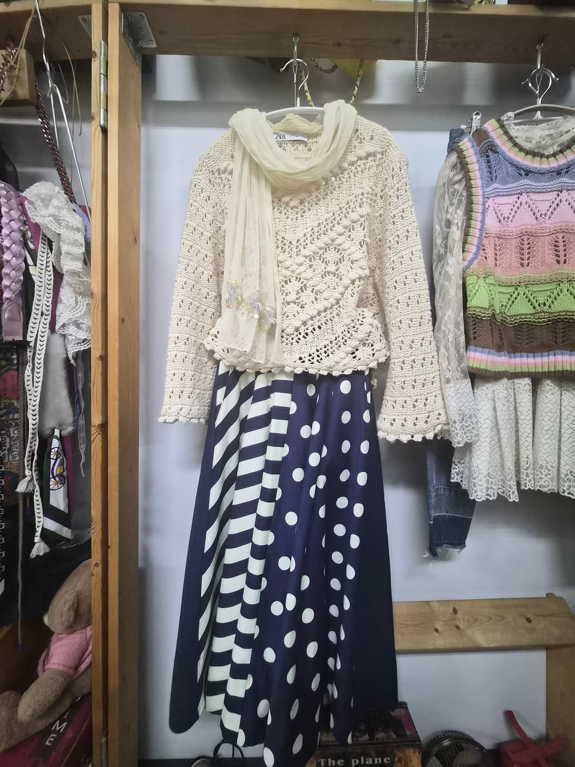 자라 크로쉐 니트. blank 도트 스트라이프 스커트 상품이미지1