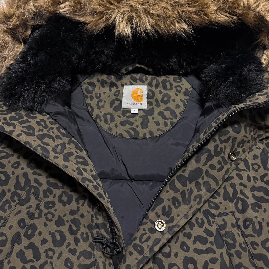 칼하트Wip  레오파드 트래퍼 파카 상품이미지3