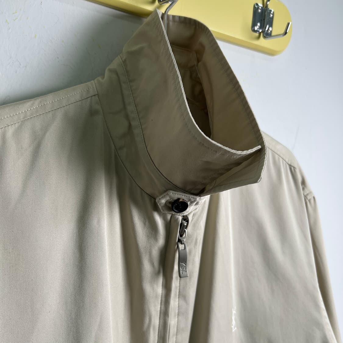 YSL 입생로랑 베이지 해링턴 자켓 95 상품이미지7