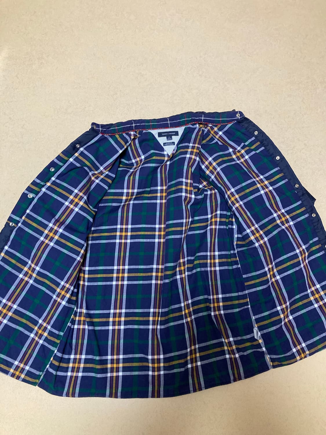 타미힐피거 퀼티드 셔츠자켓(M 중고) 상품이미지2