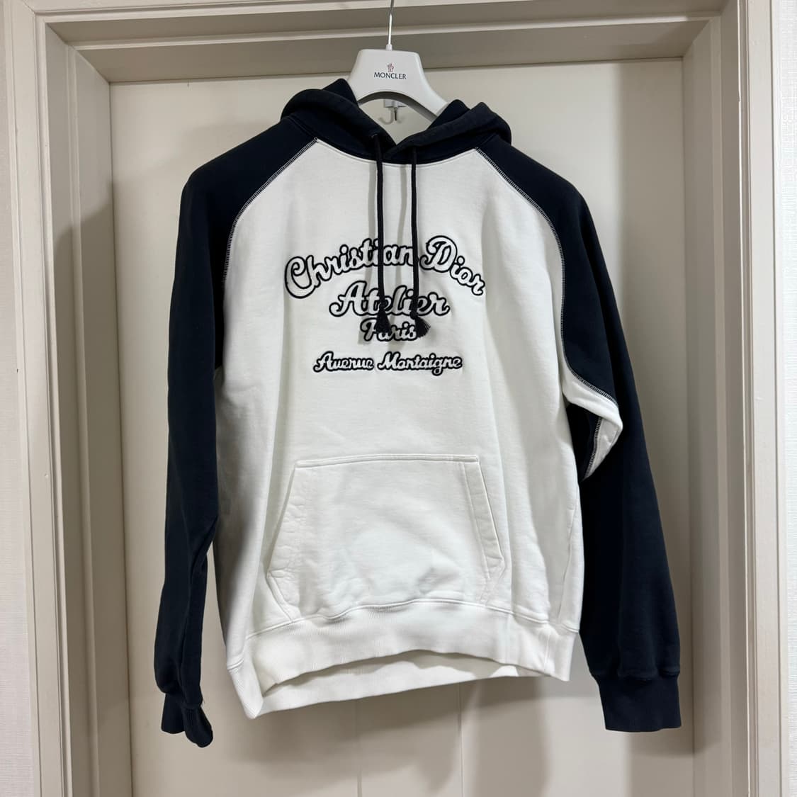디올 아뜰리에 후드티 L사이즈  상품이미지1