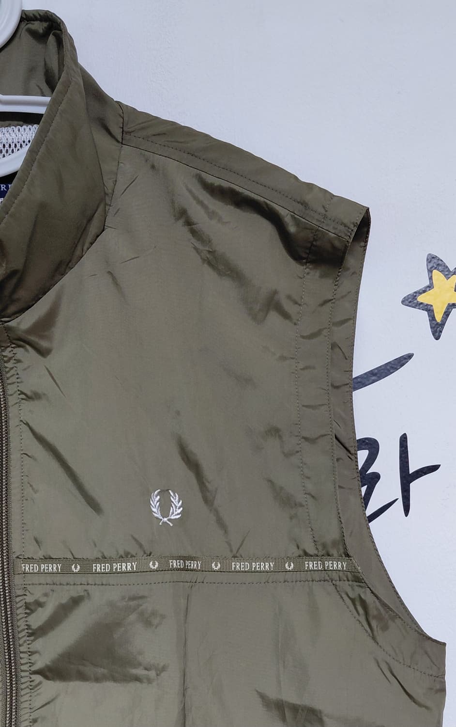 [L] Fred Perry 히트유니온 정품 올리브 카키 베스트 상품이미지3