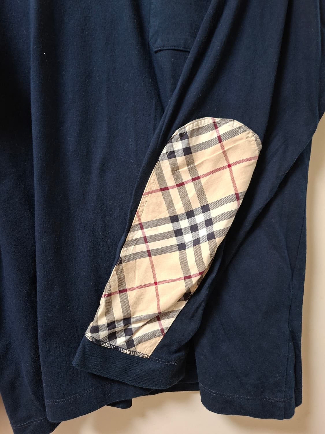 [남성] 버버리 정품 런던 포켓 긴팔티 L사이즈 상품이미지3