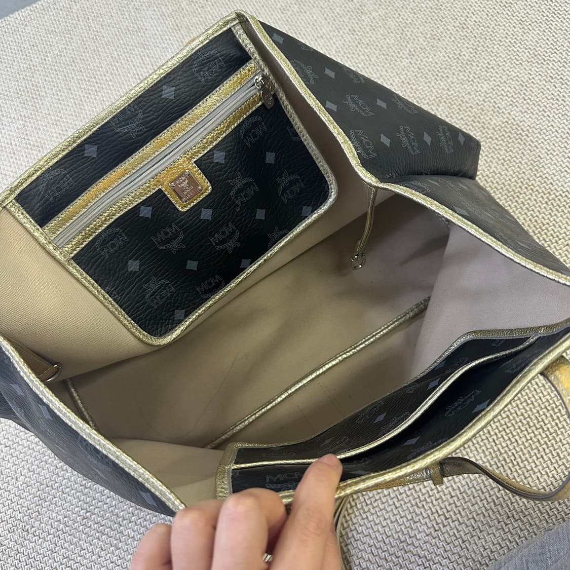 실측확인 MCM 비세토스 토트백 0415D 상품이미지3