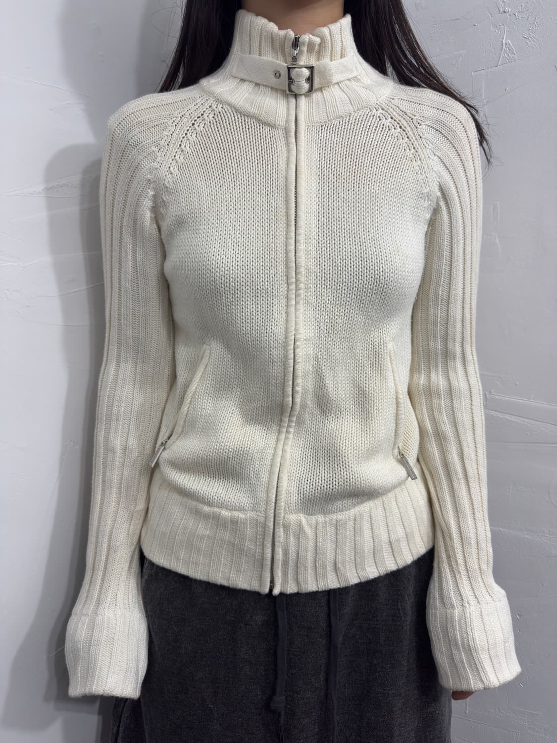 queens court white buckle zipup 상품이미지1