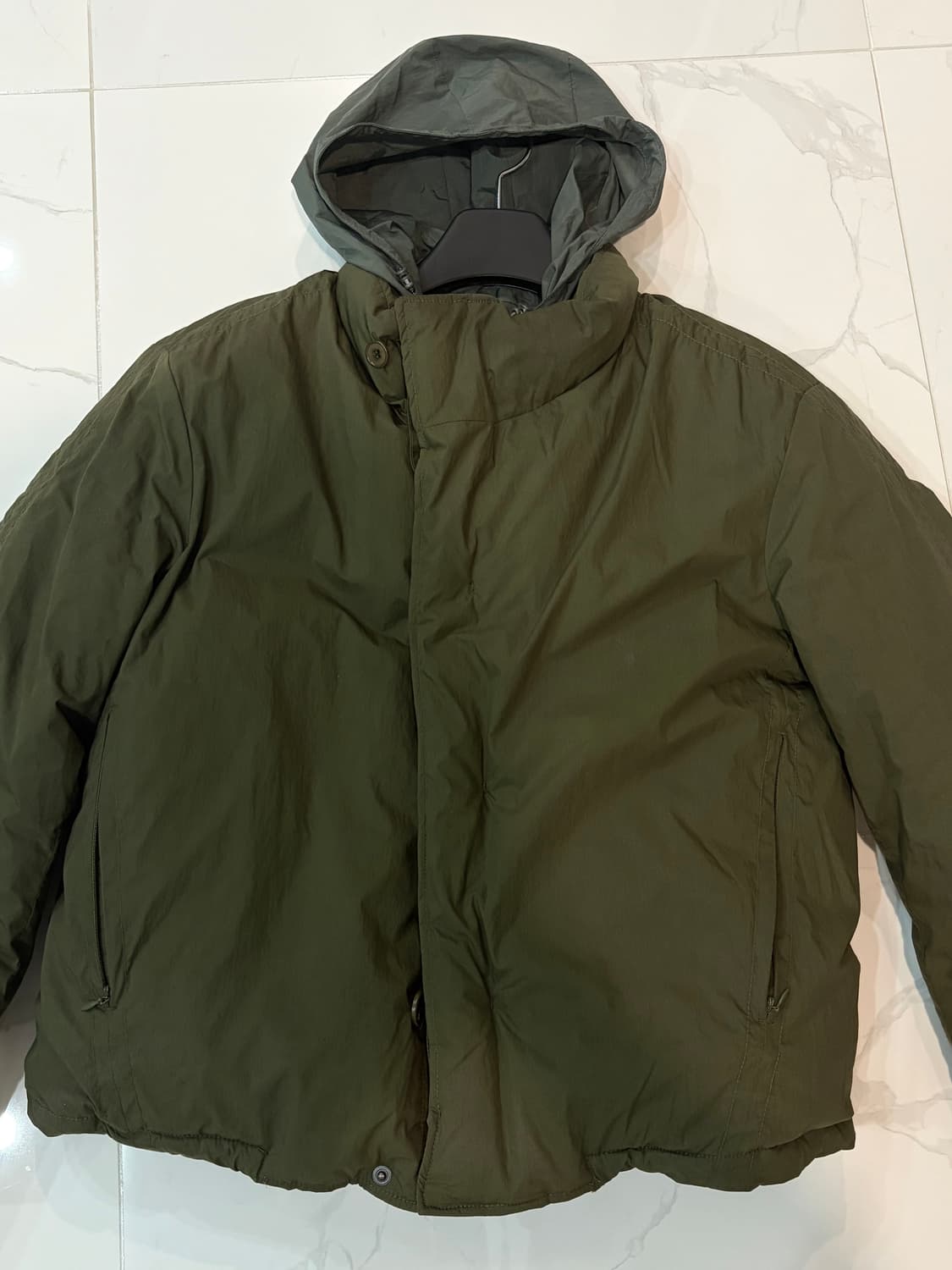 누마레 ee 패딩 카키 xs 상품이미지5