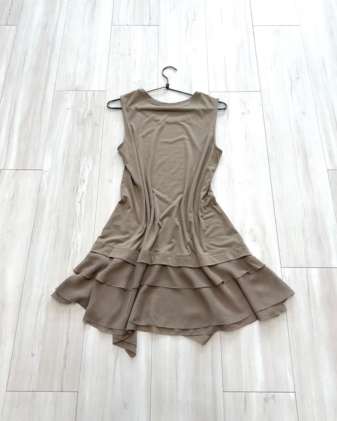 Taupe Beige Sleeveless dress 상품이미지8