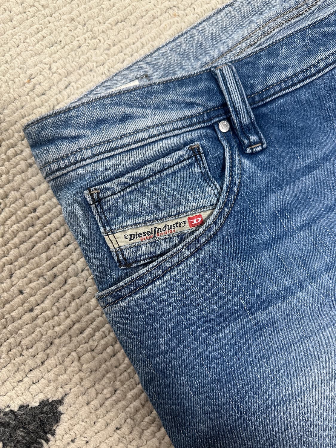 Diesel Low-Rise Flare Denim 상품이미지2