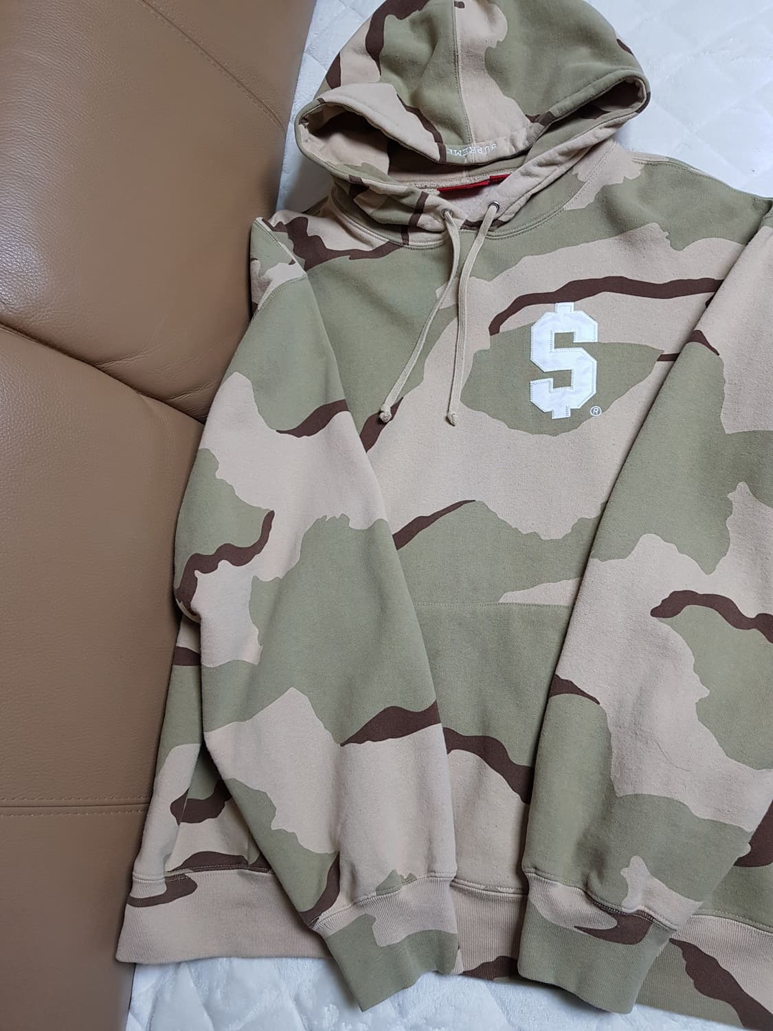 슈프림 S로고 후드 티셔츠 데저트 카모 24SS 상품이미지1