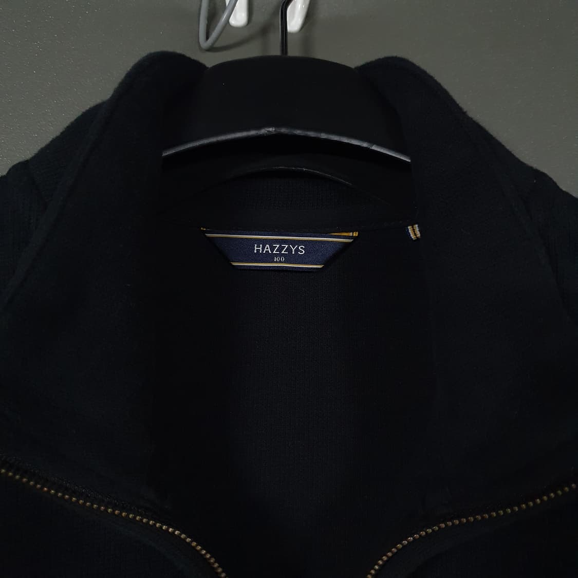 헤지스 신형 22FW 사카리바 하프집업 긴팔티 코튼 니트 스웨터 블랙 L 상품이미지5