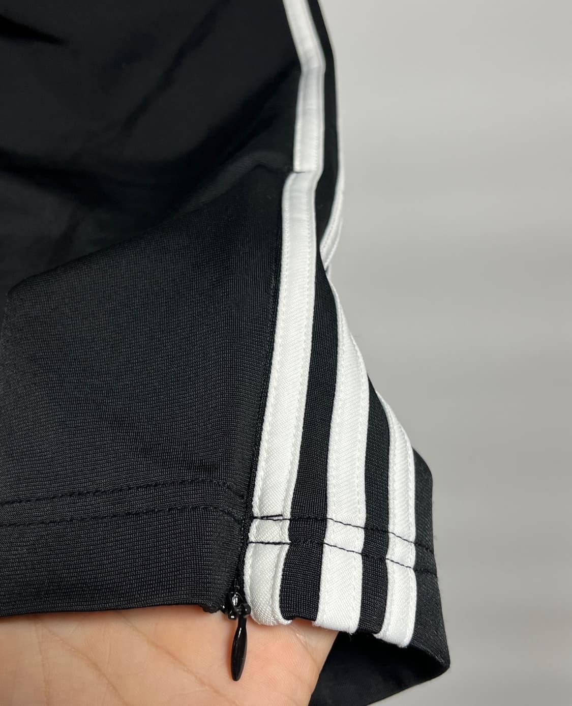 아디다스 파이어버드 검흰 트랙팬츠 아딜레늄 S 상품이미지6