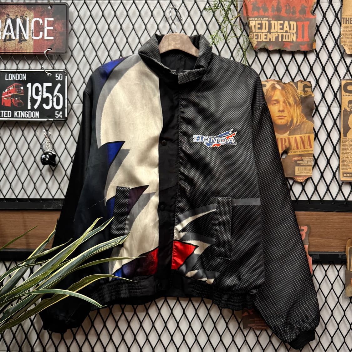혼다 레이싱 나일론 레이싱 자켓 후면 빅로고 포인트 블랙 화이트 상품이미지1