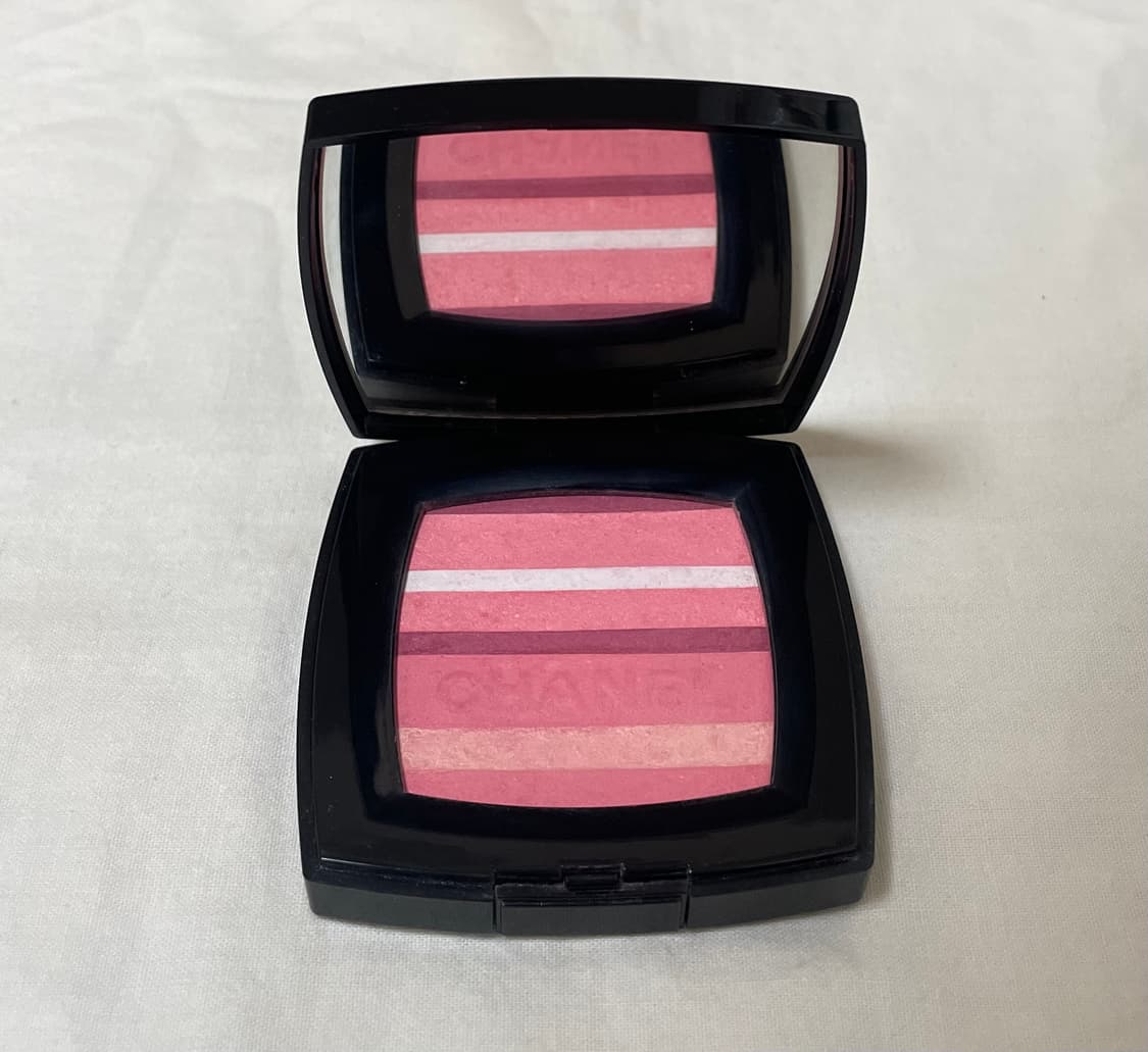 샤넬 한정 블러쉬 은은한 핑크계열 블러셔 치크 소프트 글로우 상품이미지2