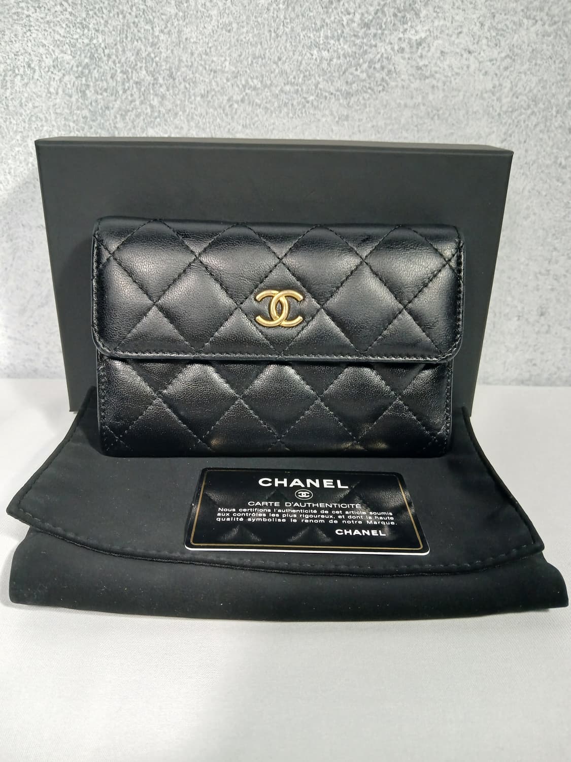 샤넬 CC퀄팅로고 시즌 중지갑 28번대 AP0232 상품이미지1