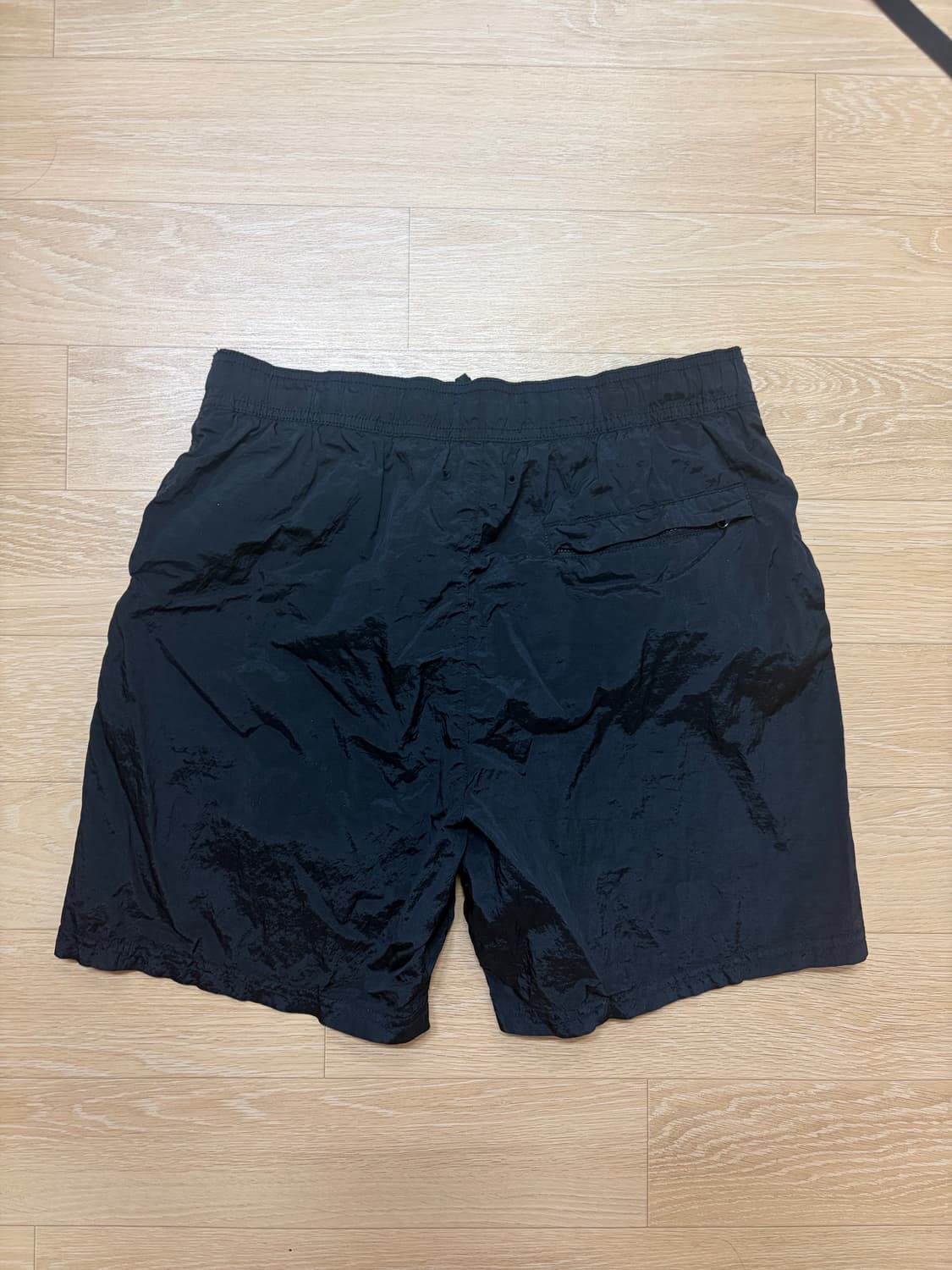 스톤아일랜드 나일론 메탈 쇼츠 블랙 (S) 상품이미지5