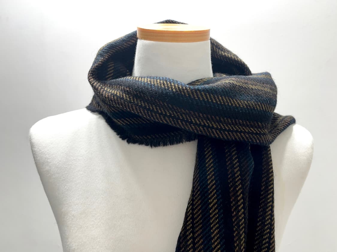 Striped Accent Muffler 상품이미지2