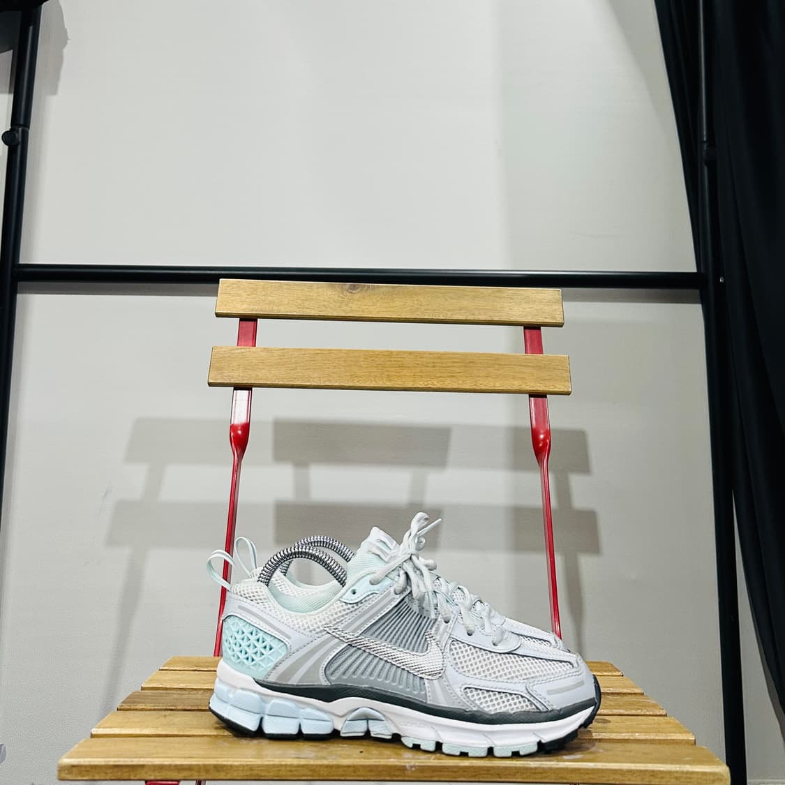 230) 나이키 운동화 여성 여자 신발 줌 보메로 스카이블루 상품이미지1