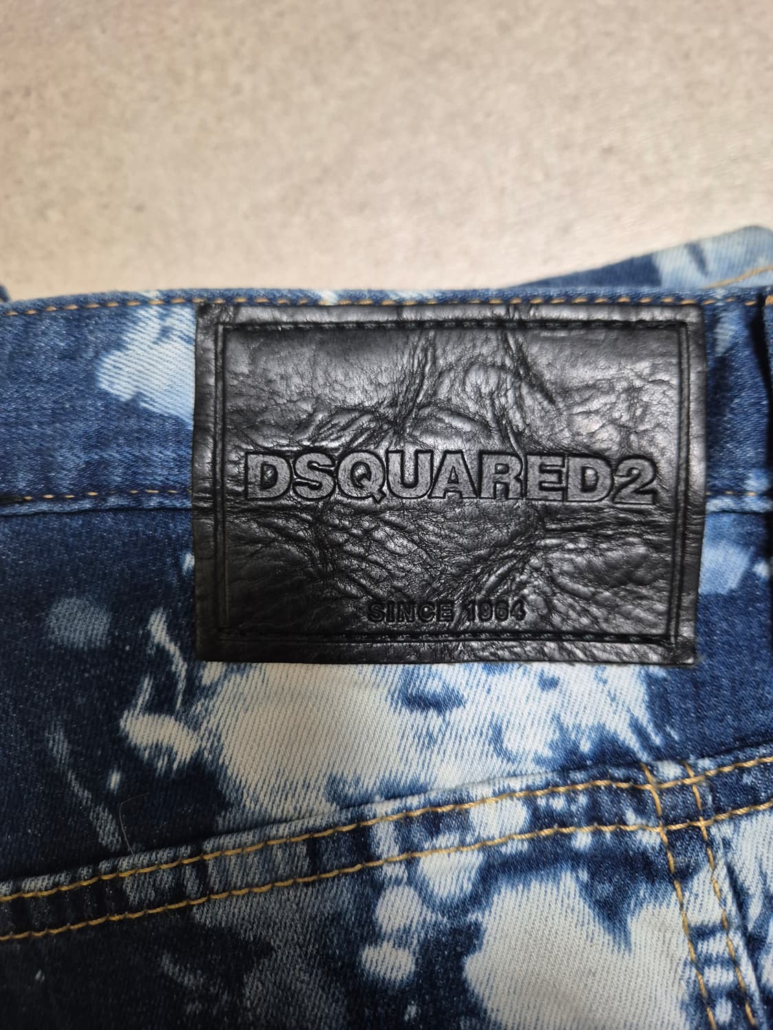 디스퀘어드2  상품이미지3