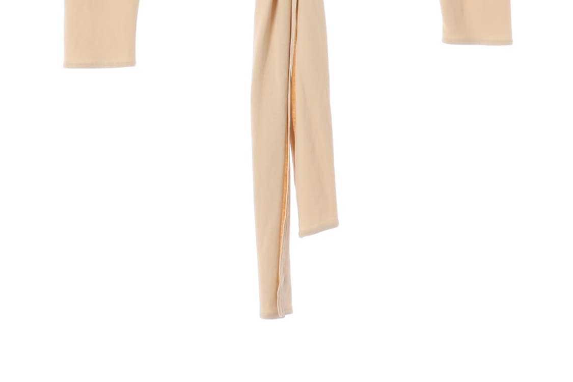 르메르 베이지 리본 매듭 슬릿 크롭 긴팔 티셔츠 블라우스
 상품이미지5