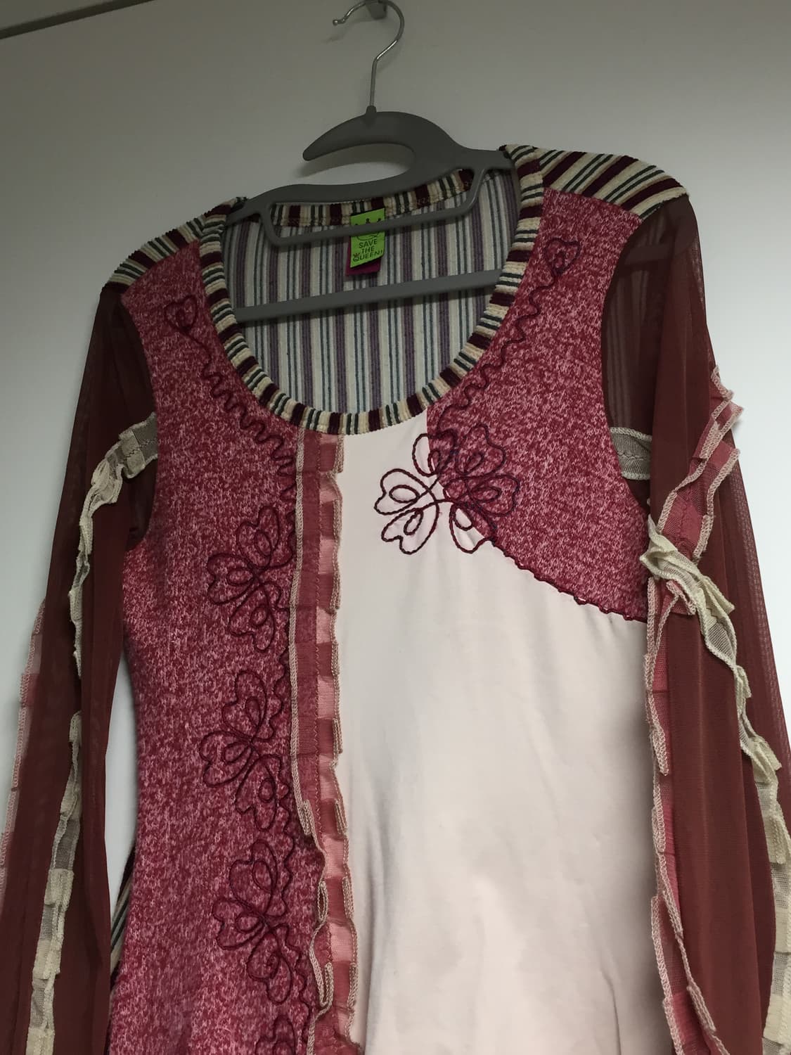 y2k save the queen long sleeve 상품이미지1